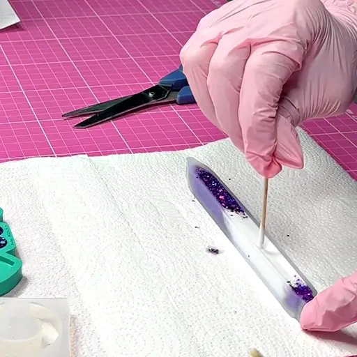 resina do zero ao lucro - passo a passo caneta personalizada com resina 3